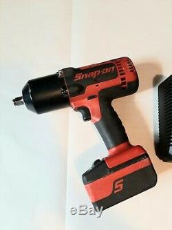 Snap-On 18v Cordless 1/2 Impact Gun Wrench CT8850 with Battery & Dual Charger