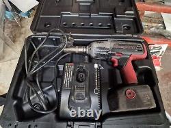 Snap On 1/2 Impact Gun with batterie, charger and case Good Condition