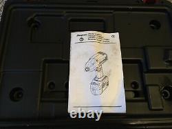Snap-On Automobile CT6850 18V 1/2 Impact Wrench Gun 2 Batteries, Charger & Case