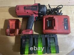 Snap On CT9080 Monster Lithium Impact Gun + 3x batteries + Charger